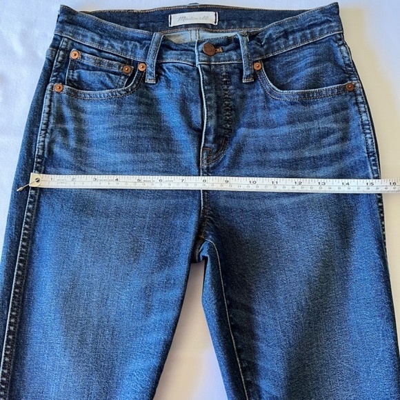 Madewell 9” high rise skinny size 26 jeans - Picture 3 of 12